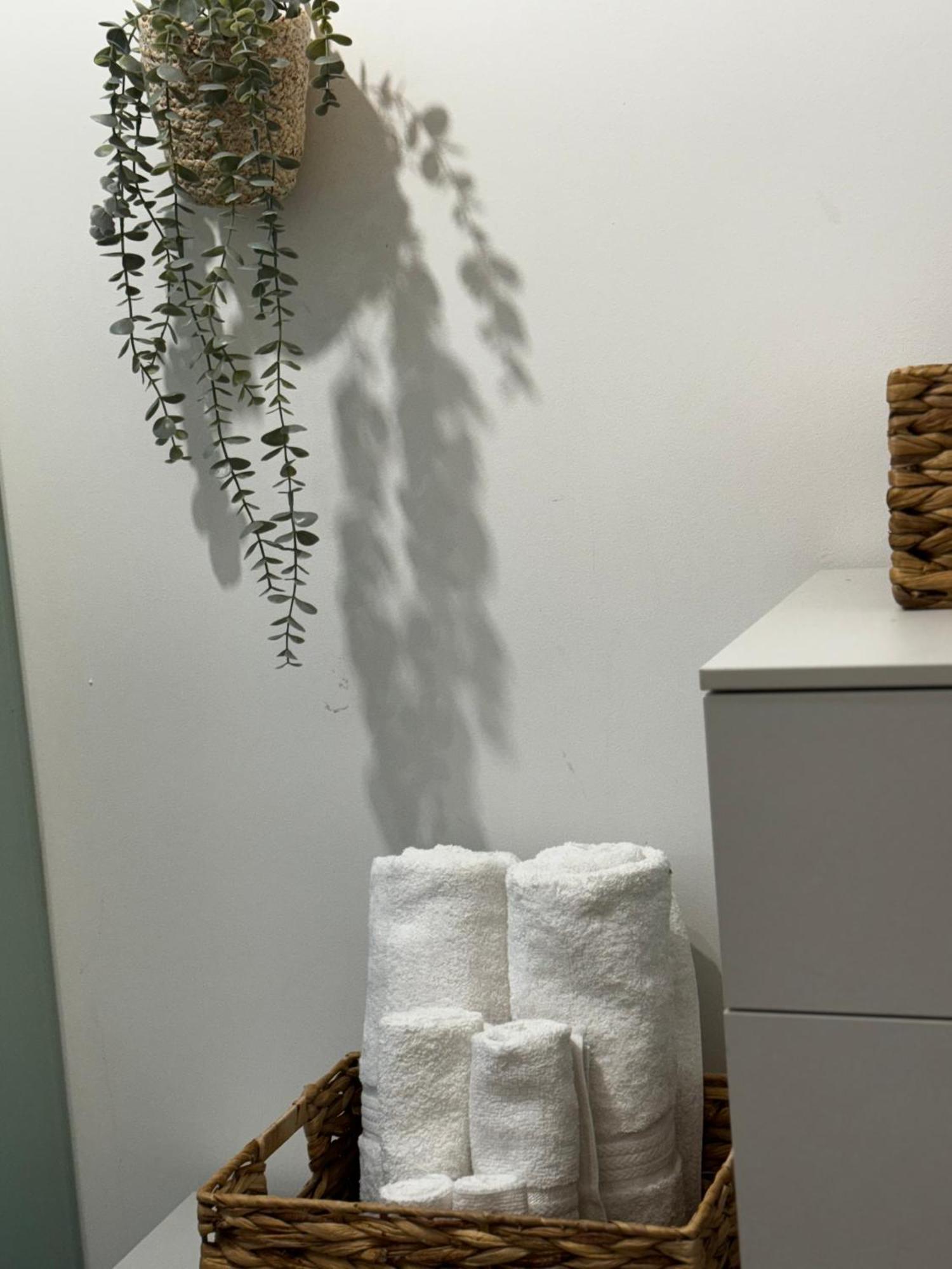 Regina Milano In Corso Lodi - Sky Tv, Wifi E Breakfast Box Apartment Luaran gambar