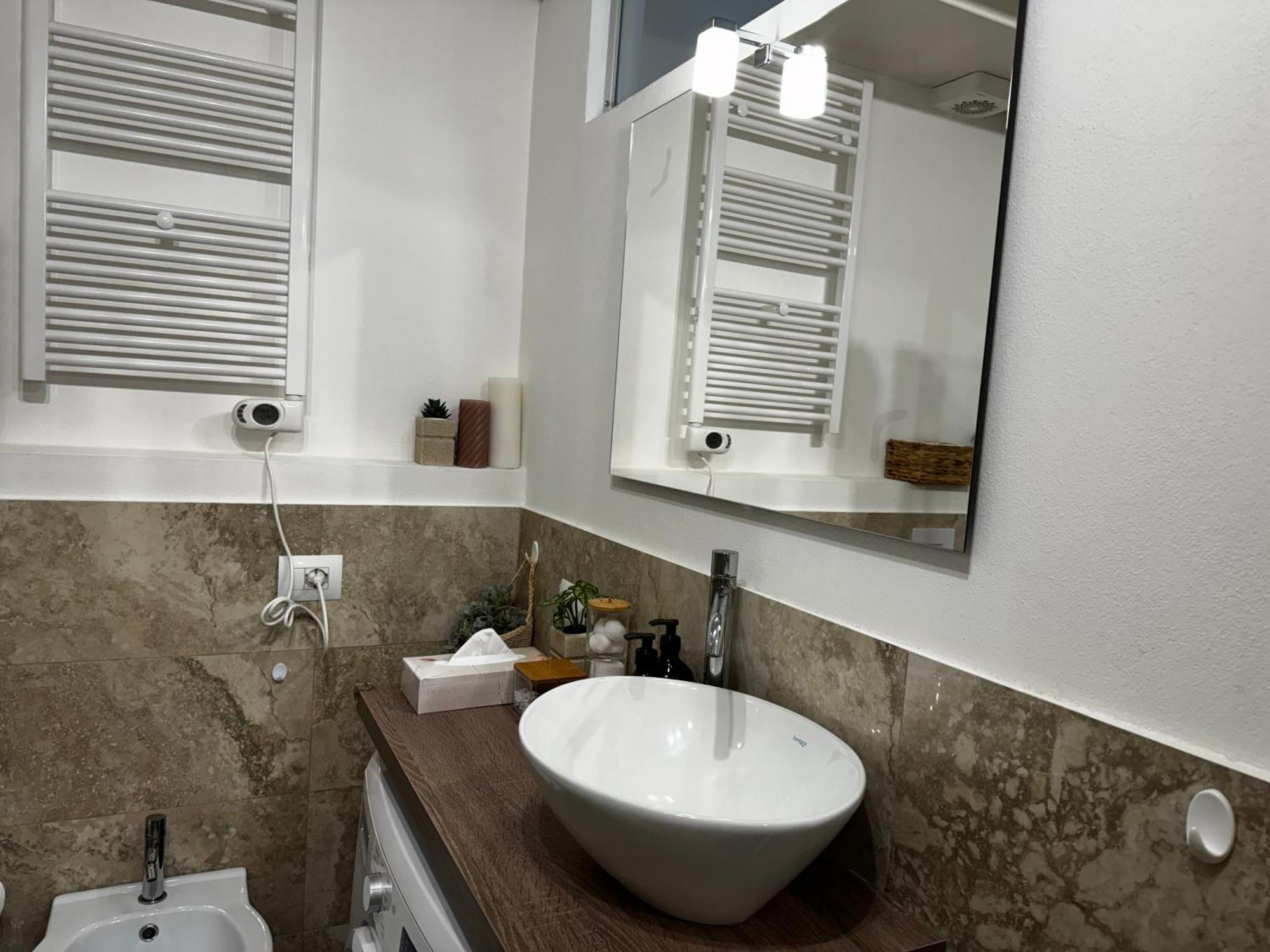Regina Milano In Corso Lodi - Sky Tv, Wifi E Breakfast Box Apartment Luaran gambar