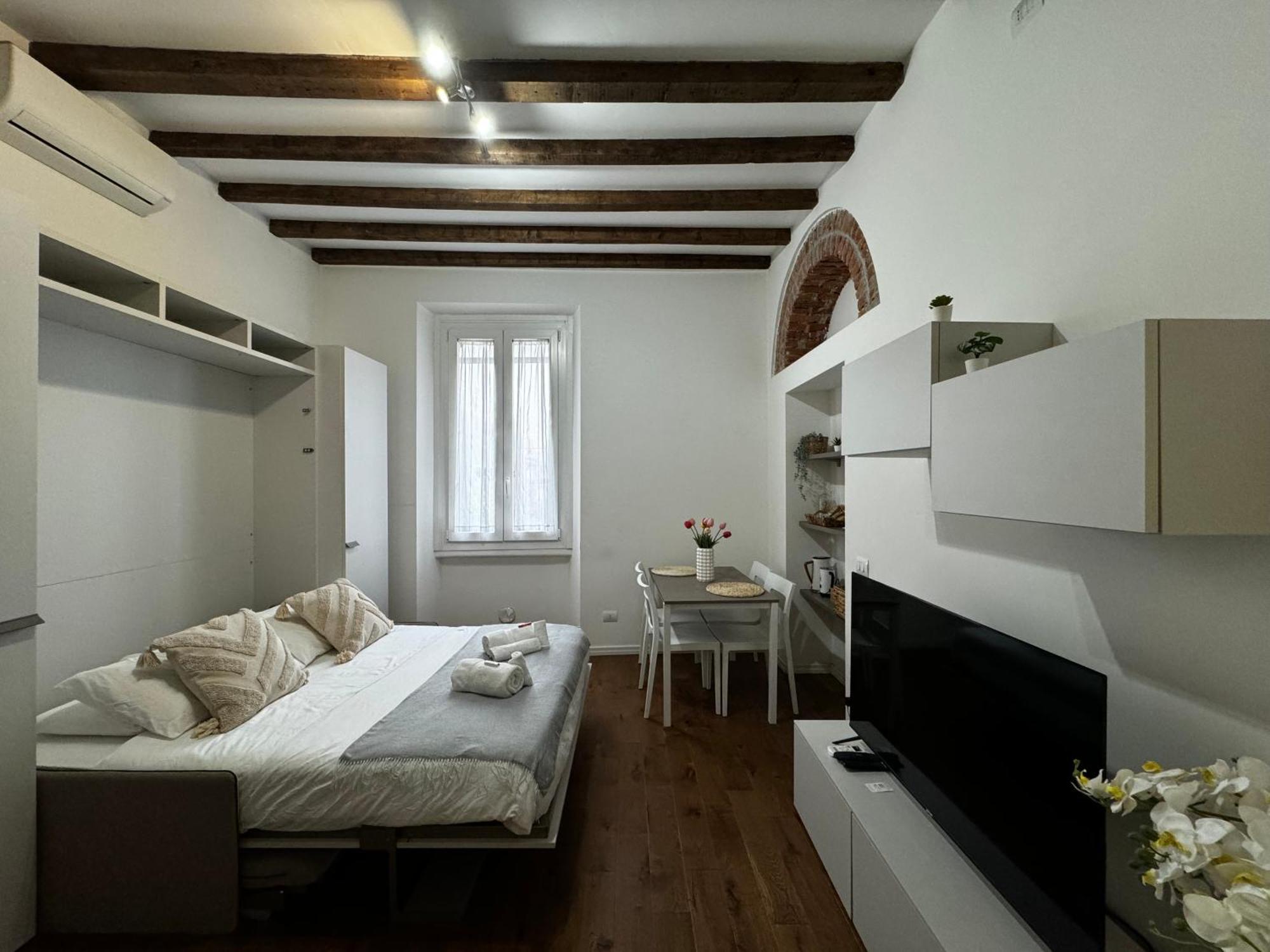 Regina Milano In Corso Lodi - Sky Tv, Wifi E Breakfast Box Apartment Luaran gambar